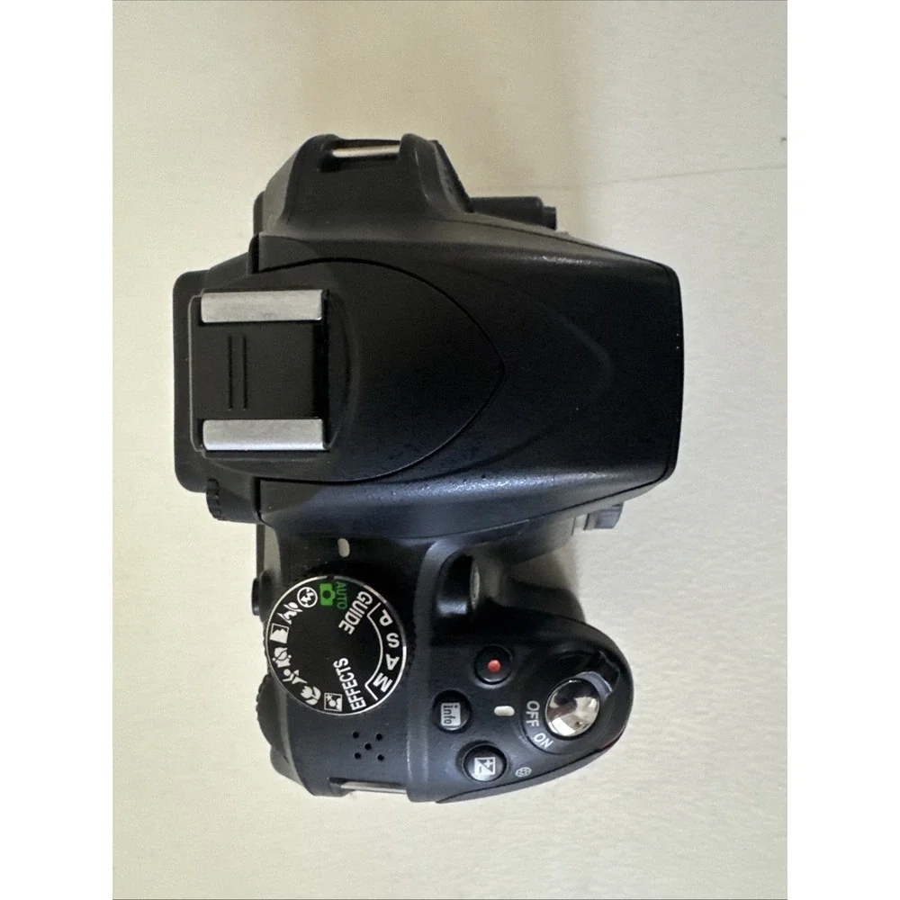 Nikon D3300 24.2MP Digital SLR DSLR Camera